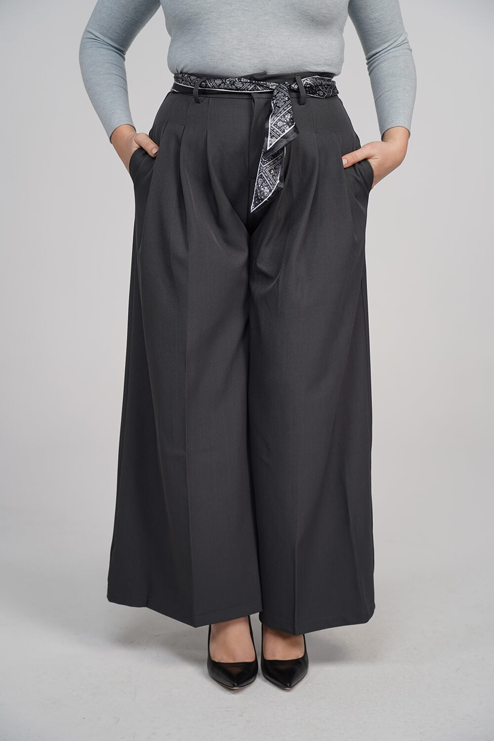 Rhea Pant