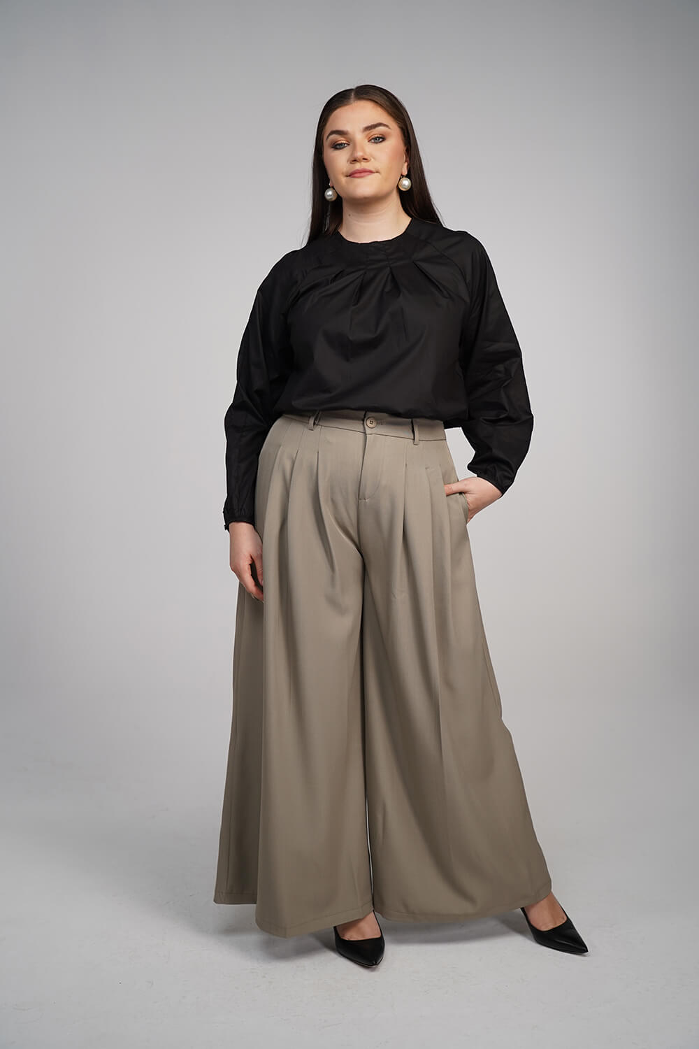 Rhea Pant