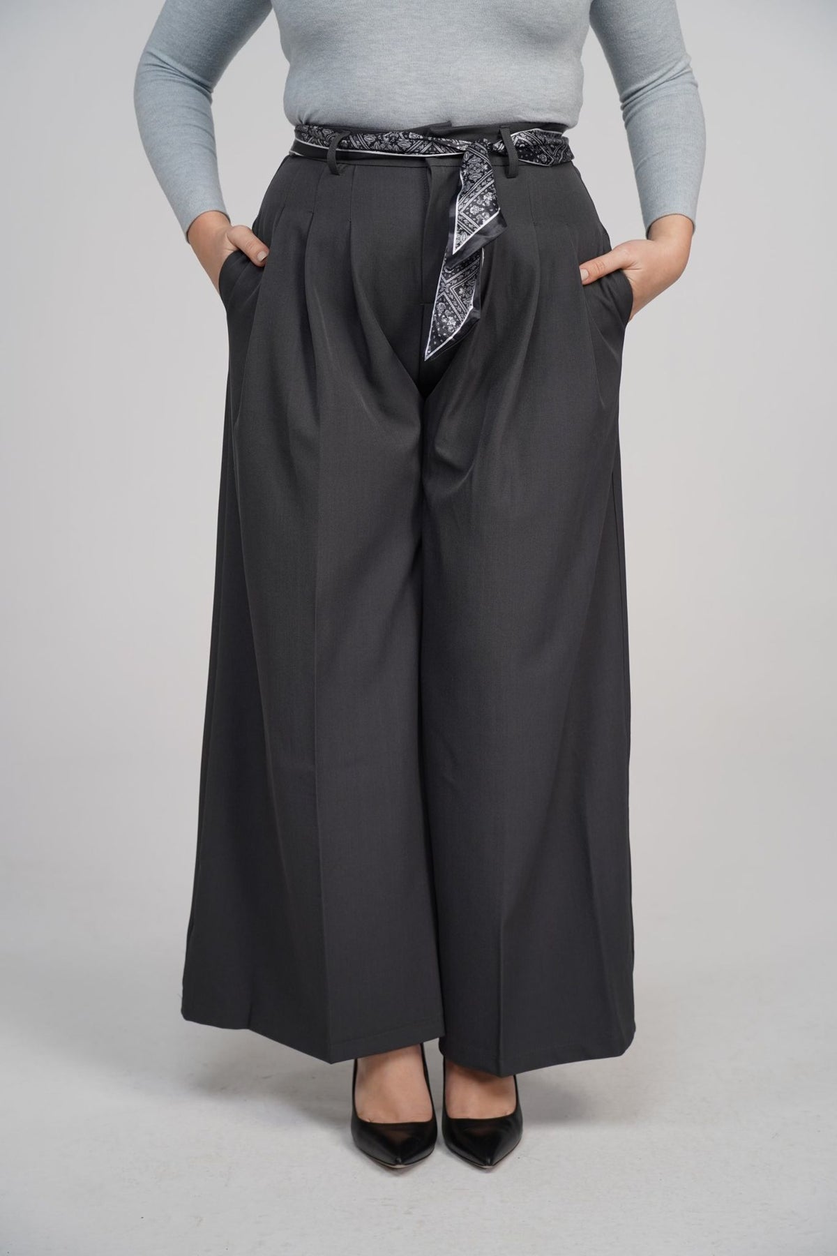 Rhea Pant – She's Limitless