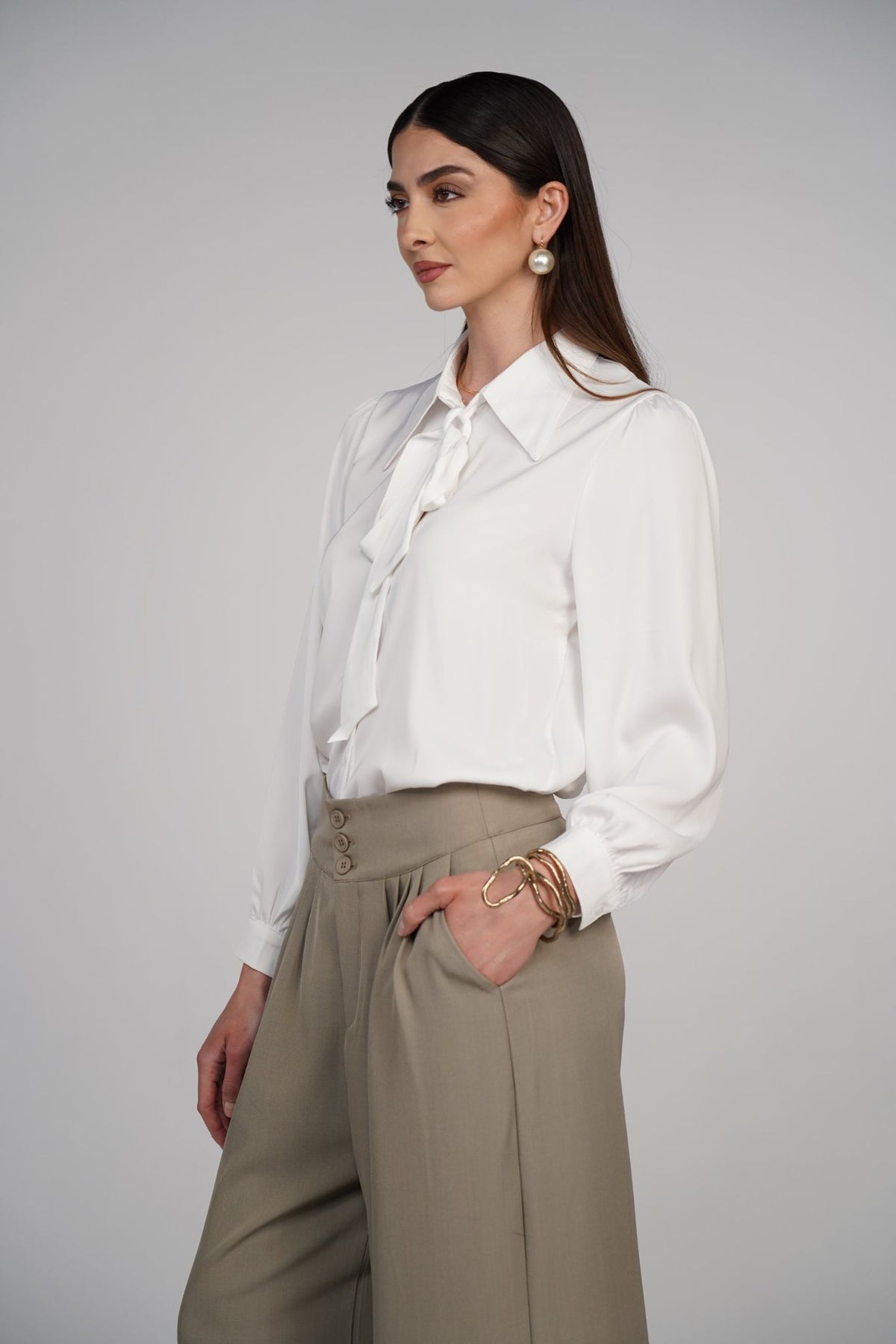 Tova Shirt – She's Limitless