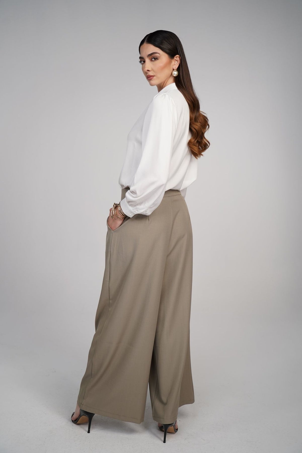 Tova Shirt – She's Limitless